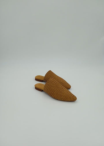 women Handmade home babouche, Leather house slippers, Moroccan home shoes, Artisan indoor footwear, Genuine leather babouche, gift for her