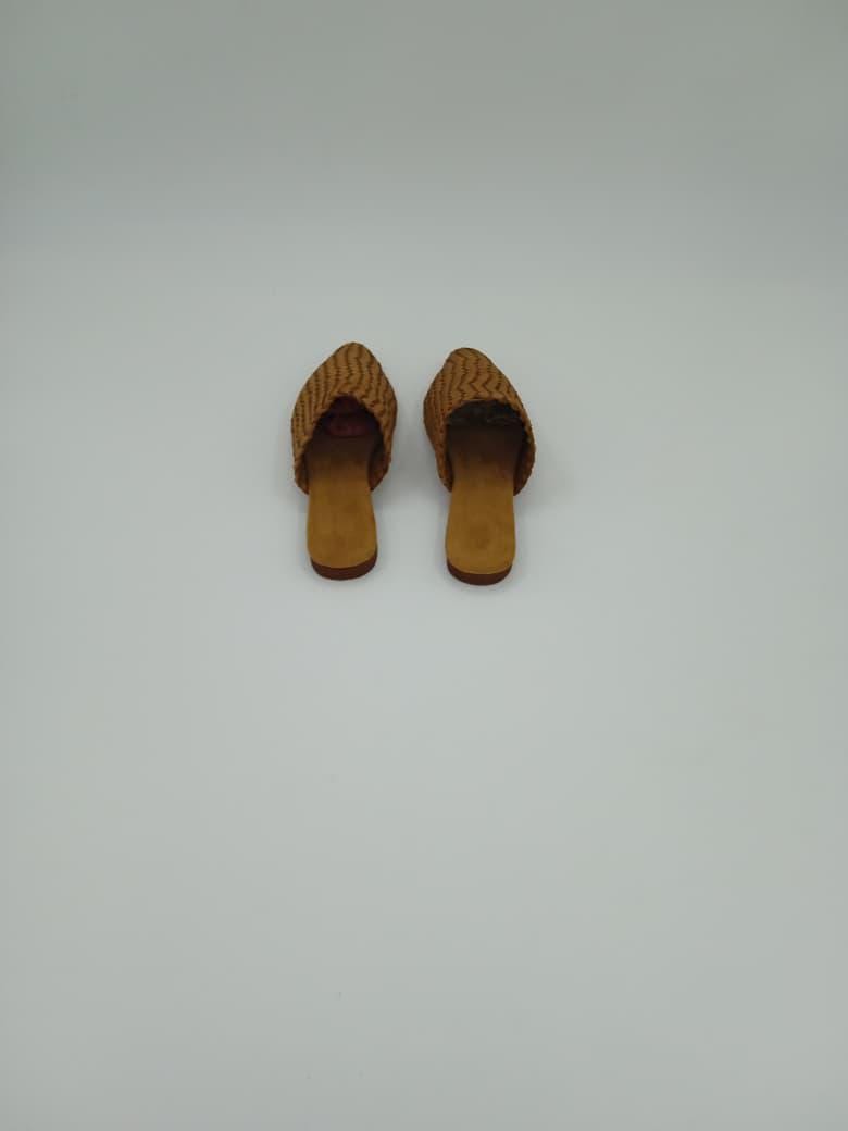 women Handmade home babouche, Leather house slippers, Moroccan home shoes, Artisan indoor footwear, Genuine leather babouche, gift for her