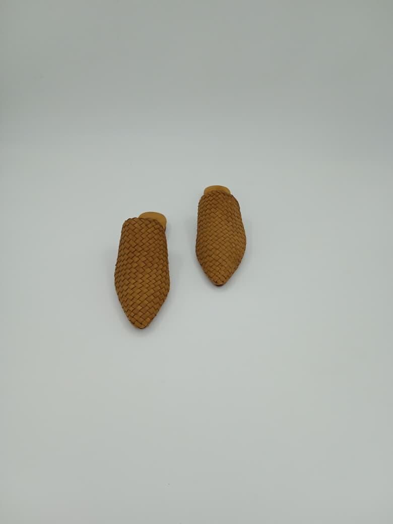 women Handmade home babouche, Leather house slippers, Moroccan home shoes, Artisan indoor footwear, Genuine leather babouche, gift for her