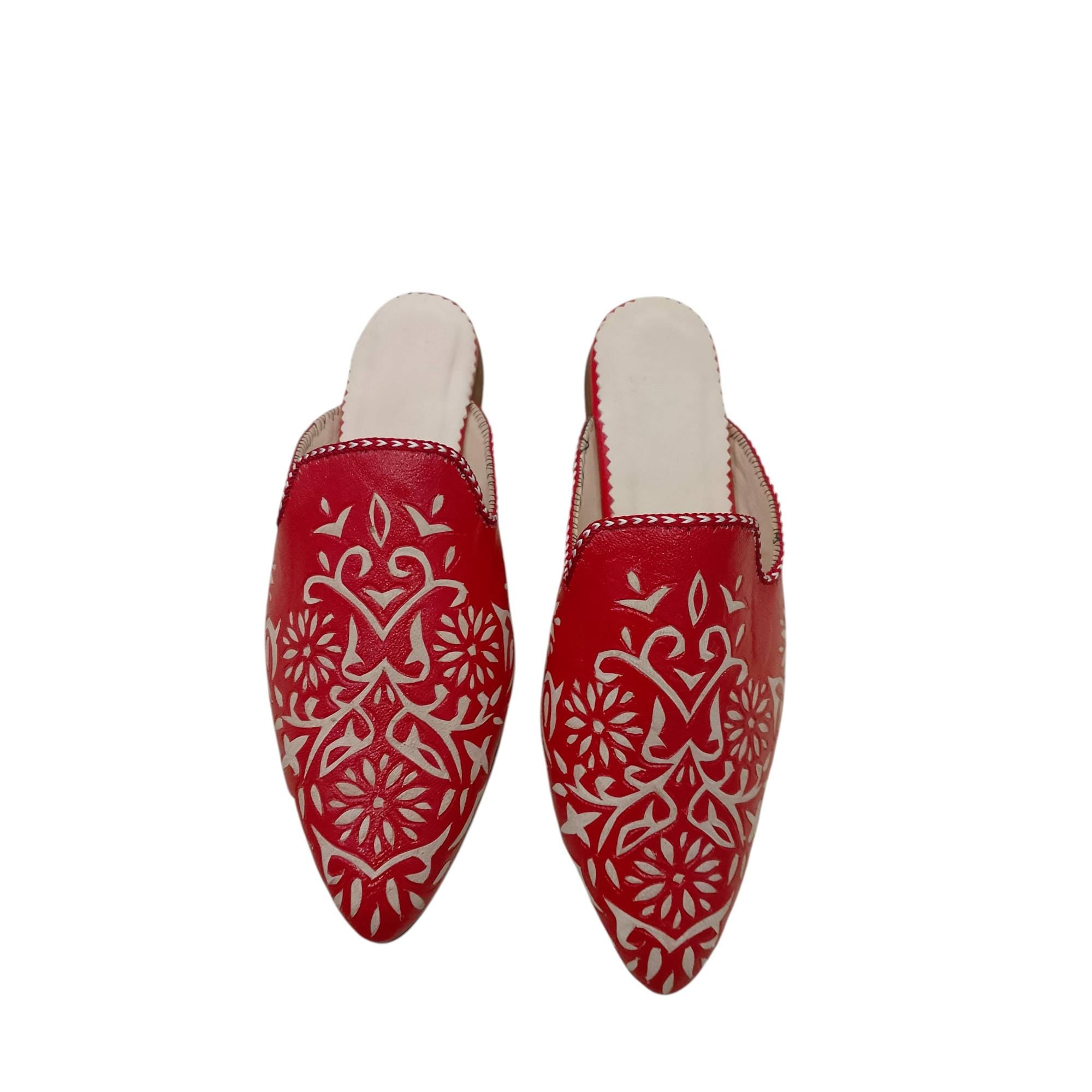 Handmade Moroccan Leather Babouche – Green Traditional Slippers with Floral Motif