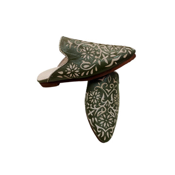 Handmade Moroccan Leather Babouche – Green Traditional Slippers with Floral Motif