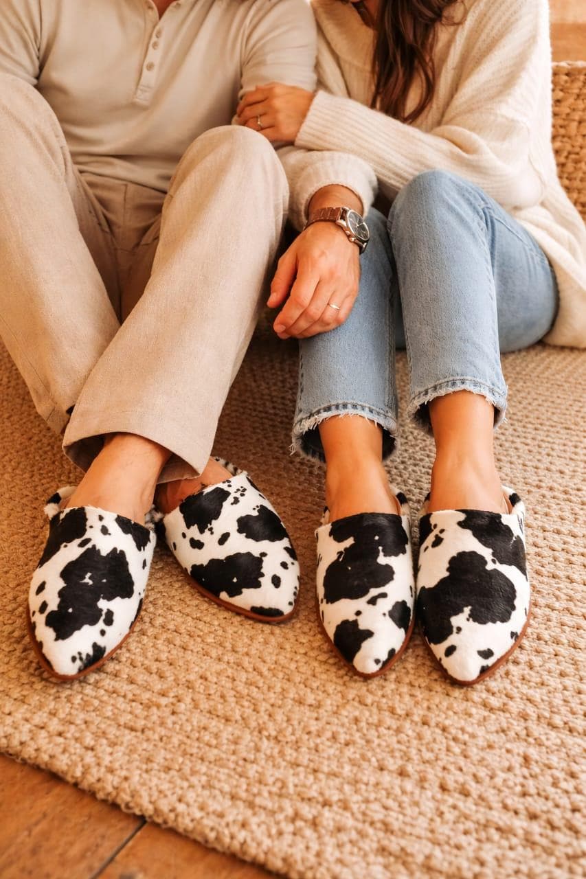 Men's slippers / Women's slippers / Cowhide leather slippers / Entirely hand-stitched / 100% natural leather