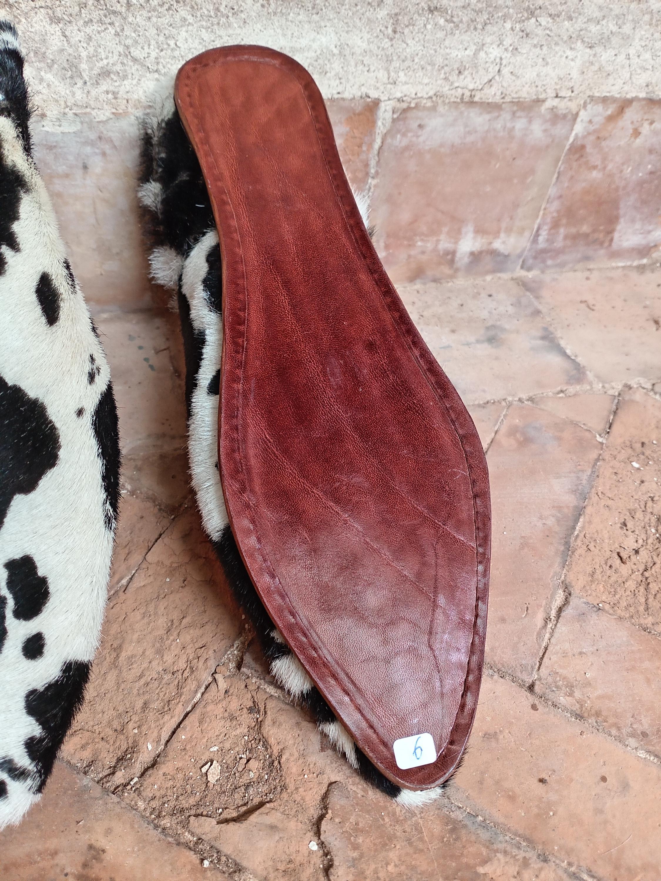 Men's slippers / Women's slippers / Cowhide leather slippers / Entirely hand-stitched / 100% natural leather
